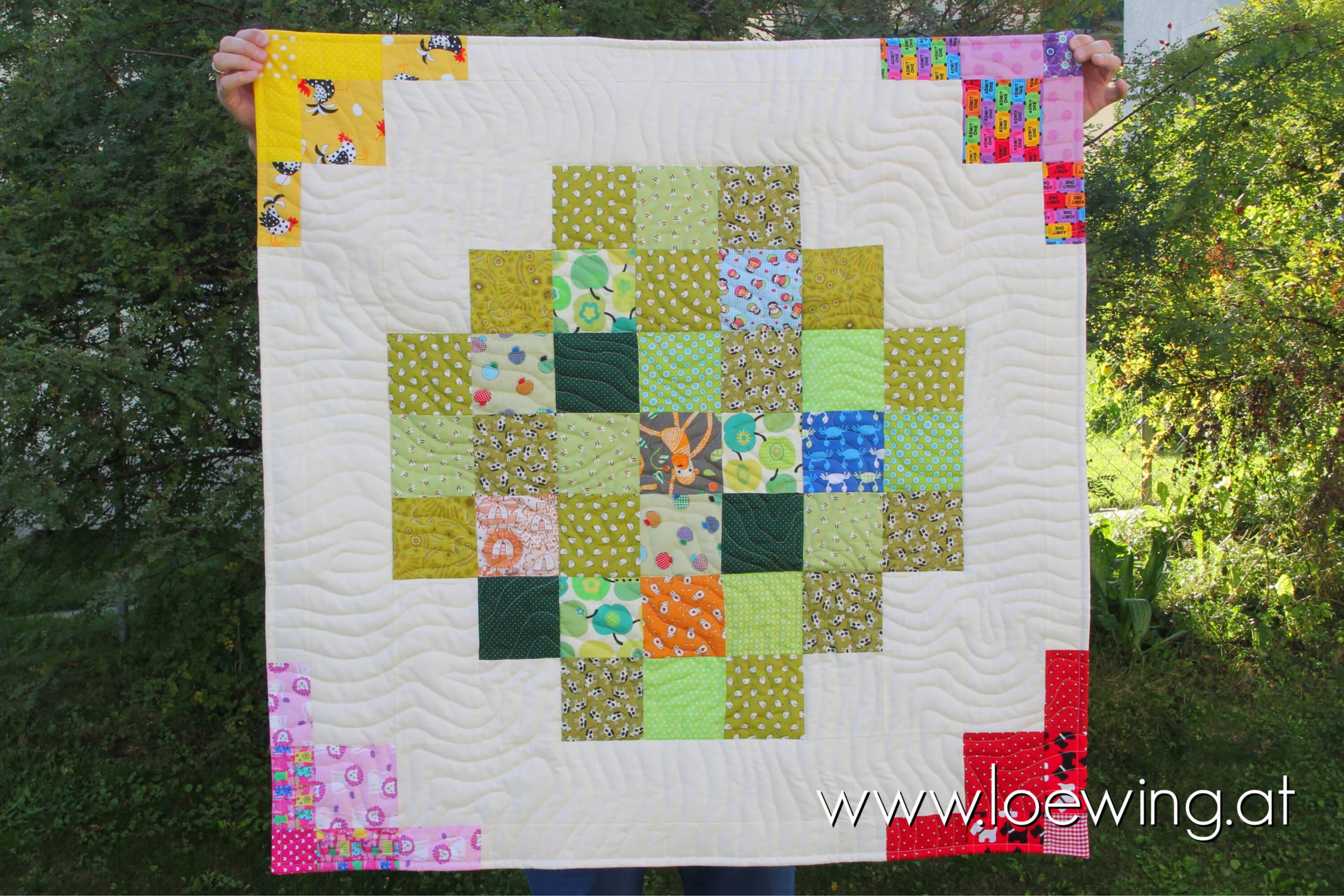 Babyquilts for triplets green2